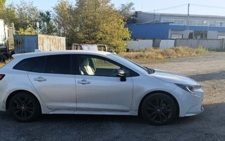 Toyota Corolla, 2021 год, 2 350 000 рублей, 3 фотография