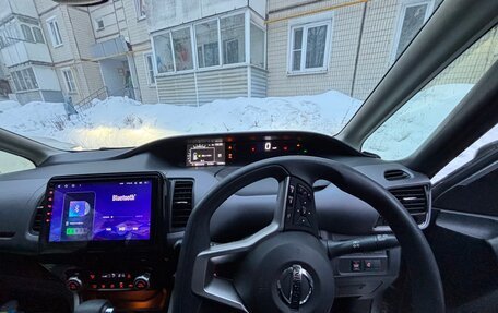 Nissan Serena IV, 2017 год, 1 750 000 рублей, 9 фотография