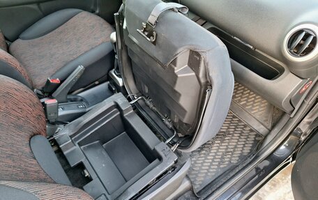 Nissan Note II рестайлинг, 2010 год, 599 000 рублей, 33 фотография