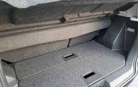 Nissan Note II рестайлинг, 2010 год, 599 000 рублей, 34 фотография