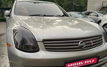 Nissan Skyline, 2002 год, 800 000 рублей, 16 фотография