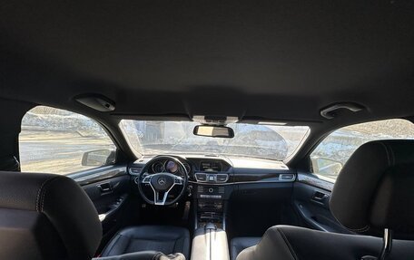 Mercedes-Benz E-Класс, 2015 год, 2 100 000 рублей, 10 фотография