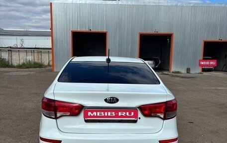 KIA Rio III рестайлинг, 2017 год, 750 000 рублей, 3 фотография