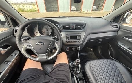 KIA Rio III рестайлинг, 2017 год, 750 000 рублей, 15 фотография