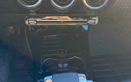 Mercedes-Benz CLA, 2019 год, 4 500 000 рублей, 10 фотография