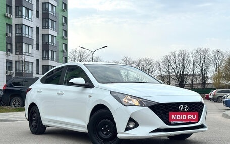 Hyundai Solaris II рестайлинг, 2020 год, 1 797 838 рублей, 2 фотография