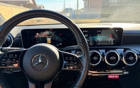 Mercedes-Benz CLA, 2019 год, 4 500 000 рублей, 8 фотография