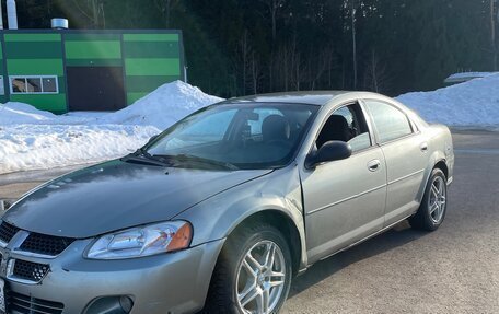 Dodge Stratus II, 2004 год, 135 000 рублей, 5 фотография