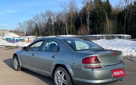 Dodge Stratus II, 2004 год, 135 000 рублей, 4 фотография