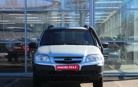 Chevrolet Niva I рестайлинг, 2018 год, 795 000 рублей, 3 фотография