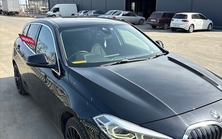 BMW 1 серия, 2019 год, 1 850 000 рублей, 1 фотография