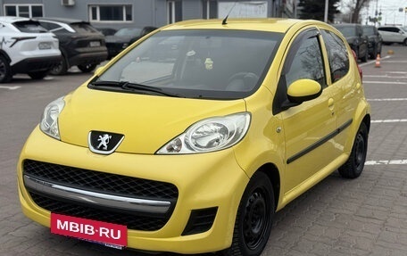 Peugeot 107 I рестайлинг, 2009 год, 430 000 рублей, 1 фотография