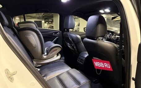 Mazda 6, 2016 год, 2 000 000 рублей, 13 фотография