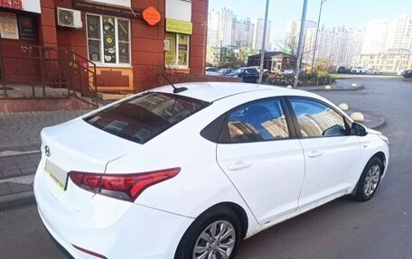 Hyundai Solaris II рестайлинг, 2018 год, 730 000 рублей, 10 фотография