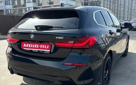 BMW 1 серия, 2019 год, 1 850 000 рублей, 18 фотография
