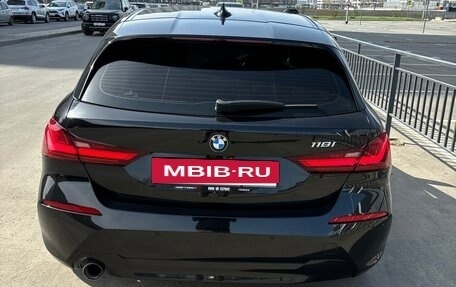 BMW 1 серия, 2019 год, 1 850 000 рублей, 20 фотография