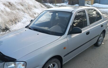 Hyundai Accent II, 2011 год, 430 000 рублей, 2 фотография