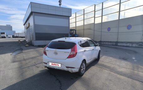 Hyundai Solaris II рестайлинг, 2014 год, 360 000 рублей, 4 фотография