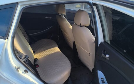 Hyundai Solaris II рестайлинг, 2014 год, 360 000 рублей, 7 фотография