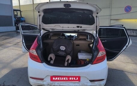 Hyundai Solaris II рестайлинг, 2014 год, 360 000 рублей, 11 фотография