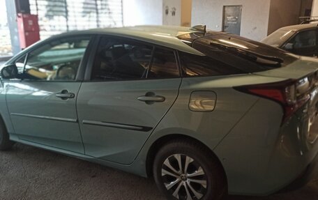 Toyota Prius IV XW50, 2019 год, 2 280 000 рублей, 10 фотография