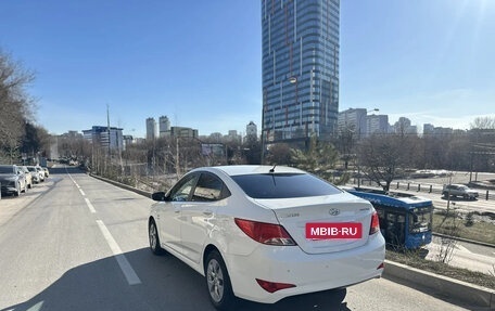 Hyundai Solaris II рестайлинг, 2015 год, 1 200 000 рублей, 3 фотография