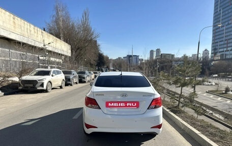 Hyundai Solaris II рестайлинг, 2015 год, 1 200 000 рублей, 7 фотография