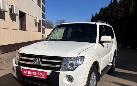 Mitsubishi Pajero IV, 2007 год, 1 350 000 рублей, 2 фотография