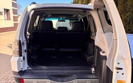 Mitsubishi Pajero IV, 2007 год, 1 350 000 рублей, 20 фотография