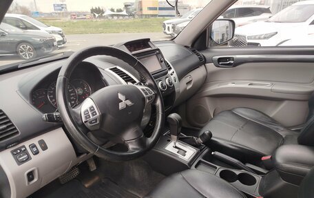 Mitsubishi Pajero Sport II рестайлинг, 2014 год, 1 950 000 рублей, 9 фотография