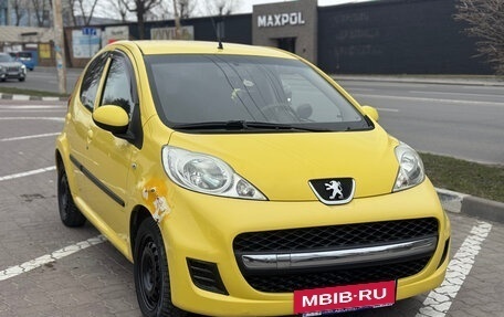 Peugeot 107 I рестайлинг, 2009 год, 430 000 рублей, 3 фотография