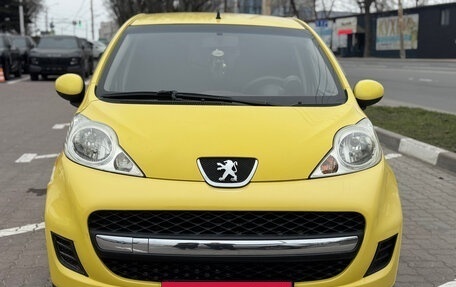 Peugeot 107 I рестайлинг, 2009 год, 430 000 рублей, 2 фотография