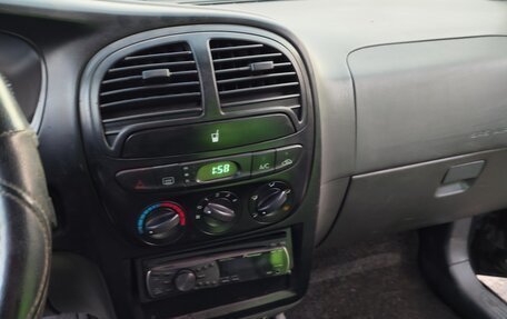 KIA Sportage IV рестайлинг, 2002 год, 250 000 рублей, 6 фотография