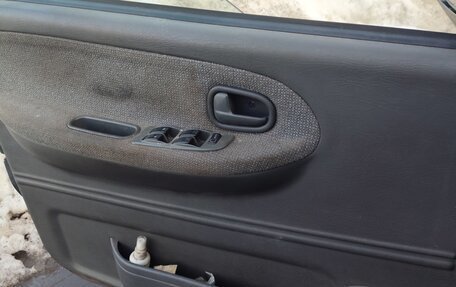 KIA Sportage IV рестайлинг, 2002 год, 250 000 рублей, 19 фотография