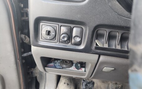 KIA Sportage IV рестайлинг, 2002 год, 250 000 рублей, 17 фотография