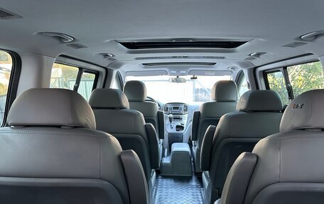 Hyundai Grand Starex Grand Starex I рестайлинг 2, 2020 год, 3 600 000 рублей, 7 фотография