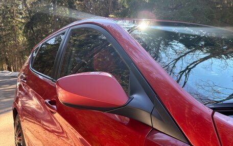 Hyundai Solaris II рестайлинг, 2012 год, 800 000 рублей, 5 фотография