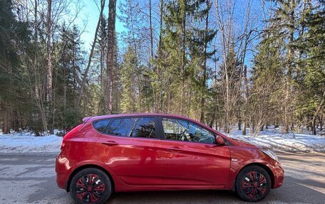 Hyundai Solaris II рестайлинг, 2012 год, 800 000 рублей, 11 фотография