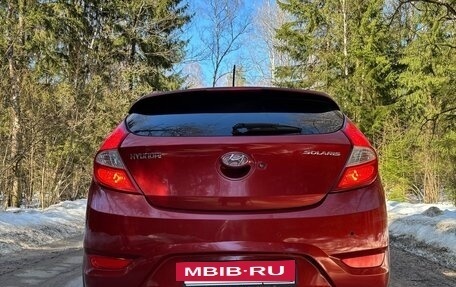 Hyundai Solaris II рестайлинг, 2012 год, 800 000 рублей, 7 фотография