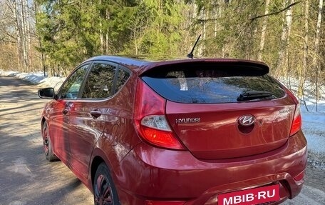 Hyundai Solaris II рестайлинг, 2012 год, 800 000 рублей, 8 фотография