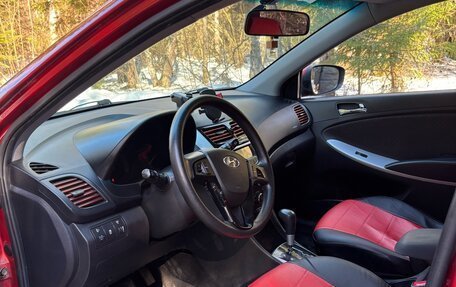 Hyundai Solaris II рестайлинг, 2012 год, 800 000 рублей, 31 фотография