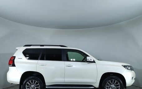 Toyota Land Cruiser Prado 150 рестайлинг 2, 2018 год, 5 299 000 рублей, 4 фотография