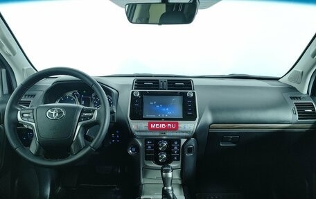 Toyota Land Cruiser Prado 150 рестайлинг 2, 2018 год, 5 299 000 рублей, 18 фотография