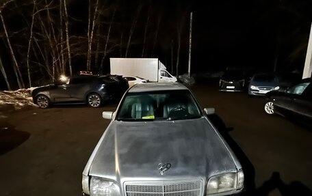 Mercedes-Benz C-Класс, 1994 год, 230 000 рублей, 1 фотография