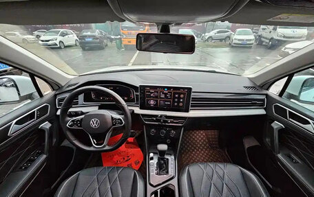 Volkswagen Tiguan II, 2023 год, 2 555 123 рублей, 11 фотография