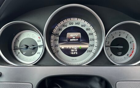 Mercedes-Benz C-Класс, 2012 год, 1 300 000 рублей, 9 фотография