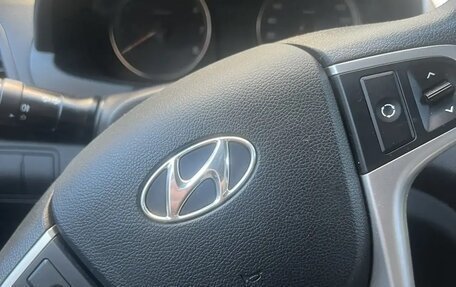 Hyundai Solaris II рестайлинг, 2013 год, 730 000 рублей, 7 фотография