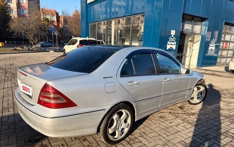 Mercedes-Benz C-Класс, 2005 год, 700 000 рублей, 4 фотография