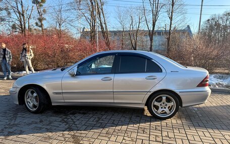 Mercedes-Benz C-Класс, 2005 год, 700 000 рублей, 8 фотография