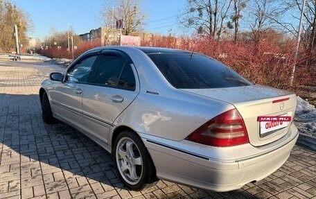 Mercedes-Benz C-Класс, 2005 год, 700 000 рублей, 7 фотография
